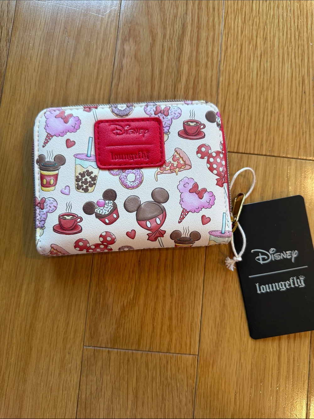 NWT Disney x Loungefly Mickey & Minnie Vday Treats Zip Wallet